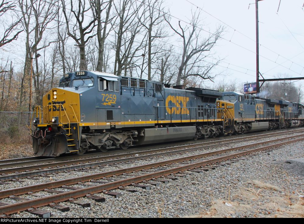 CSX 7259 leads M404